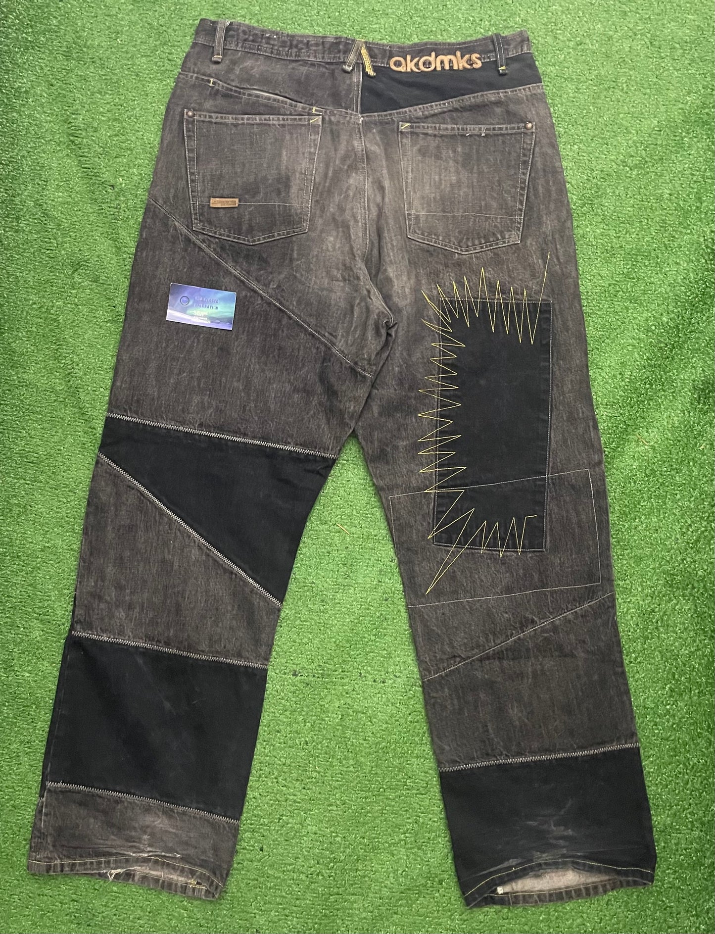 Vintage Y2K Akademiks Jeans