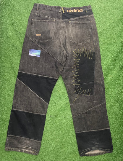 Vintage Y2K Akademiks Jeans