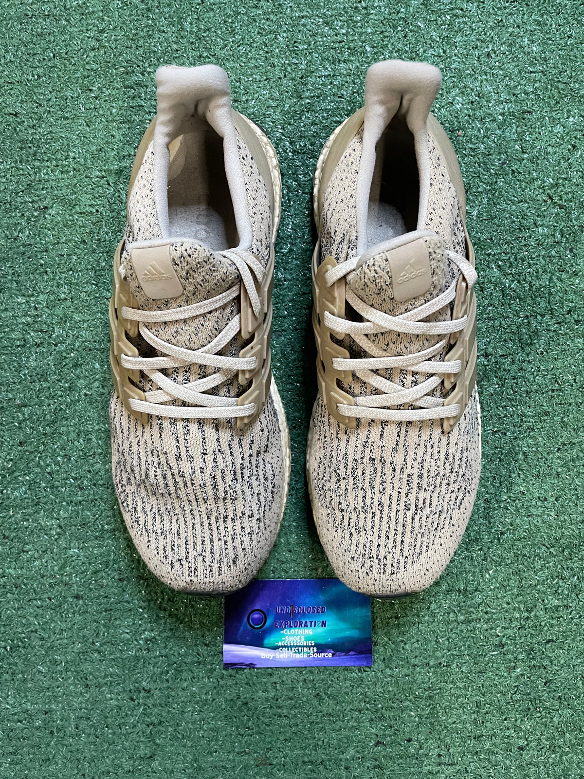 Adidas ultraboost trace khaki size 8.5men/10women