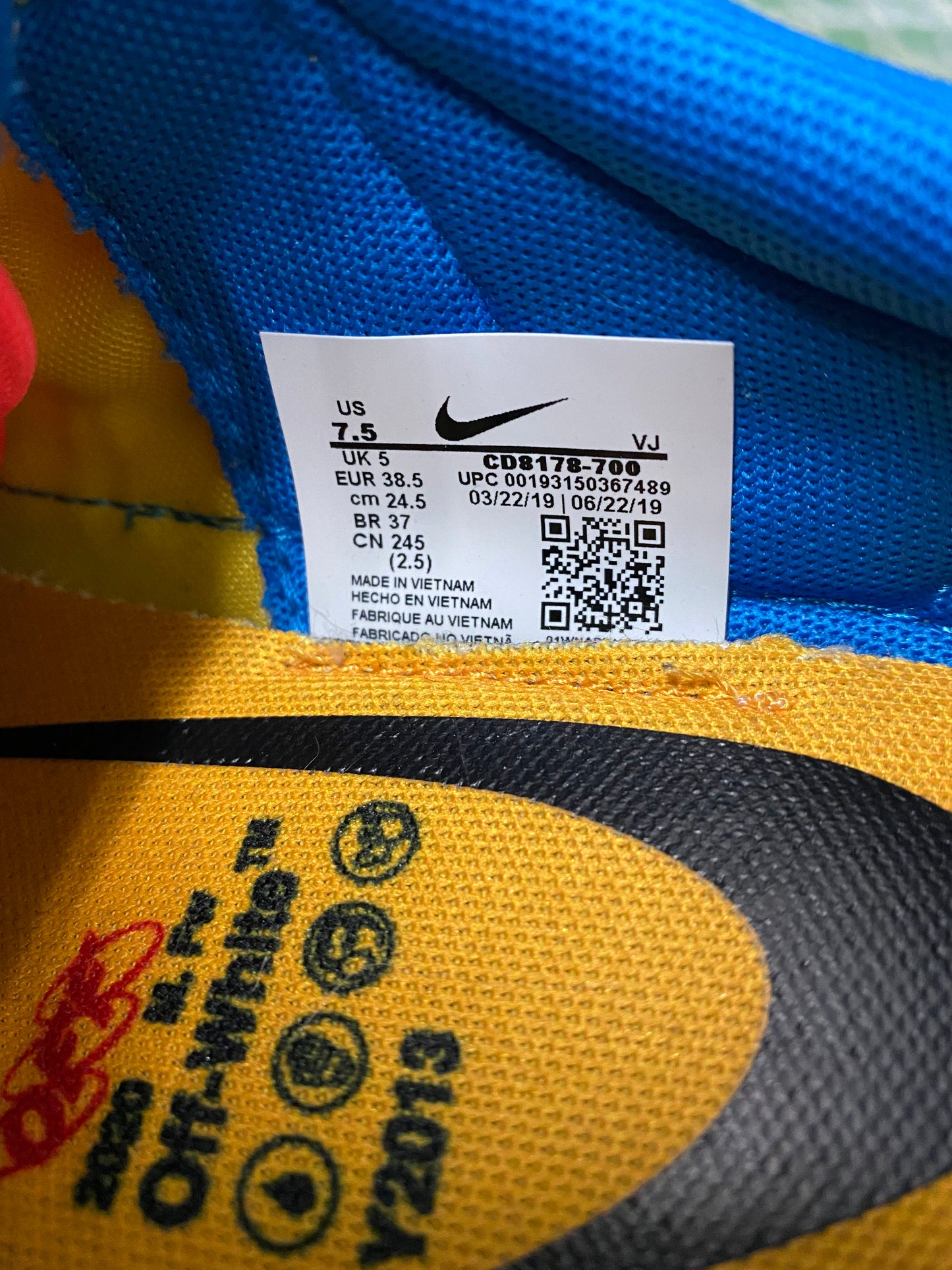 Off white X vapor street tour yellow size 6men/7.5women