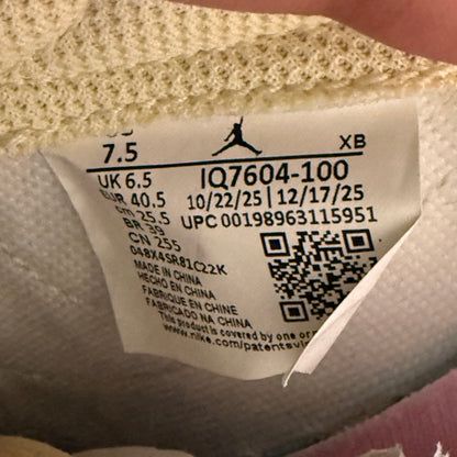 Jordan 1 Low Travis Scott Shy Pink