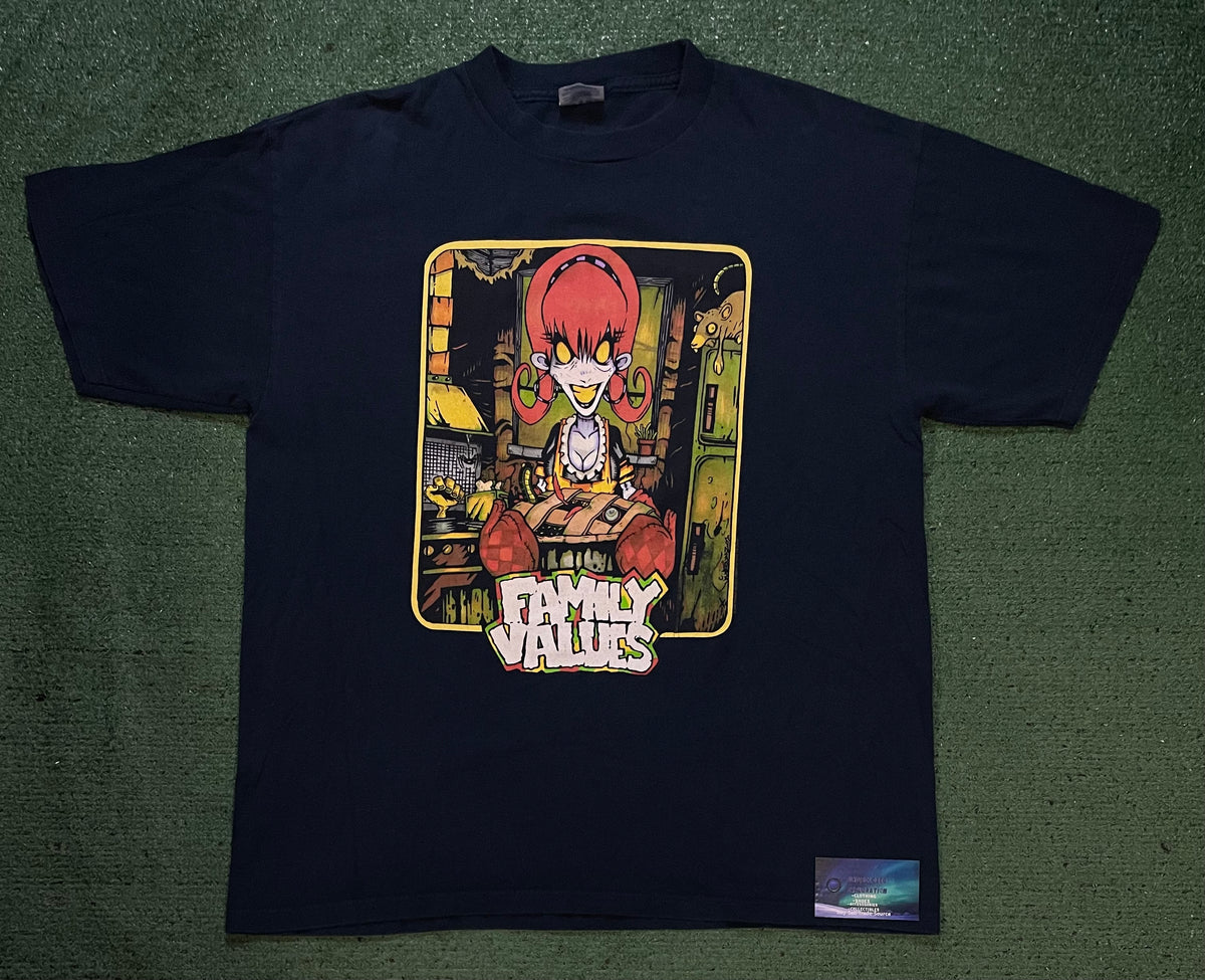 Vintage 2000s Family Values tour tee