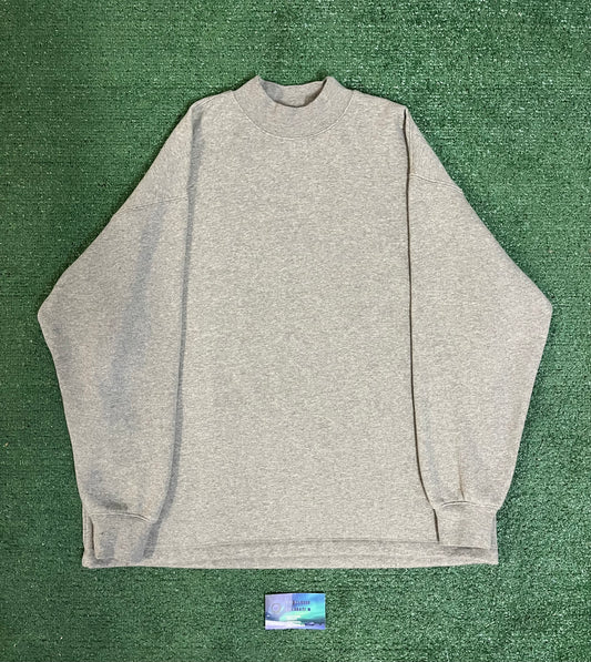 Fear of god essentials heather grey crewneck