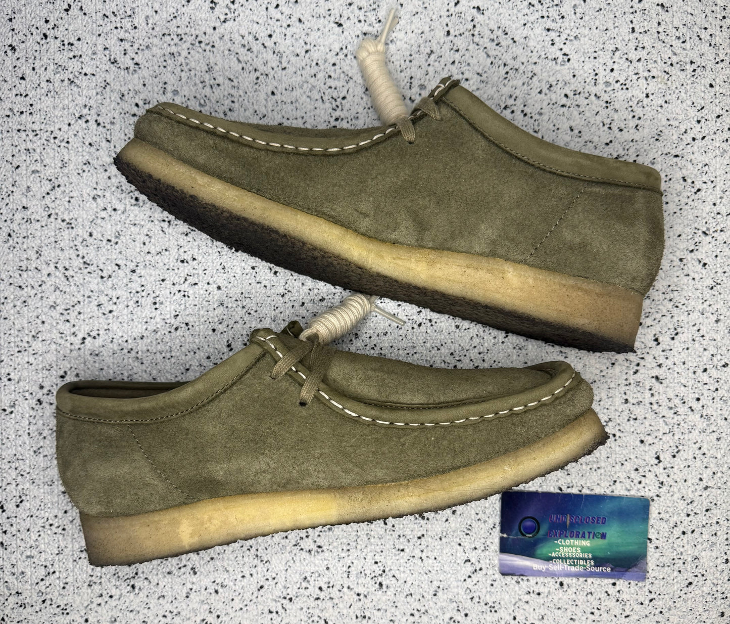 Clark Orignals Wallabee 9.5 Men/11 Women “Preowned”