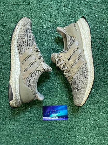Adidas ultraboost trace khaki size 8.5men/10women