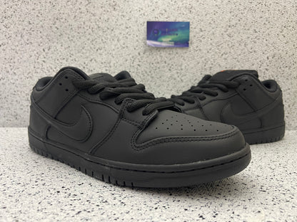 Nike Dunk Sb Low Triple Black