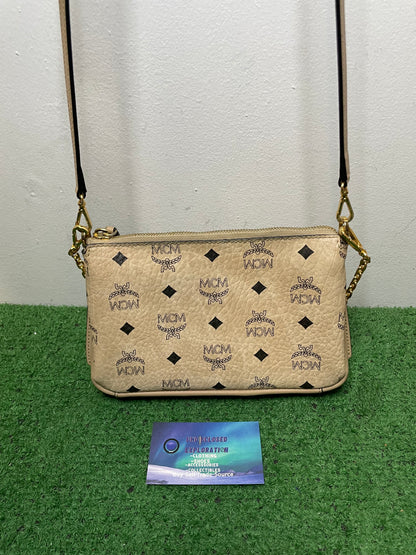 MCM visetos beige leather shoulder bag
