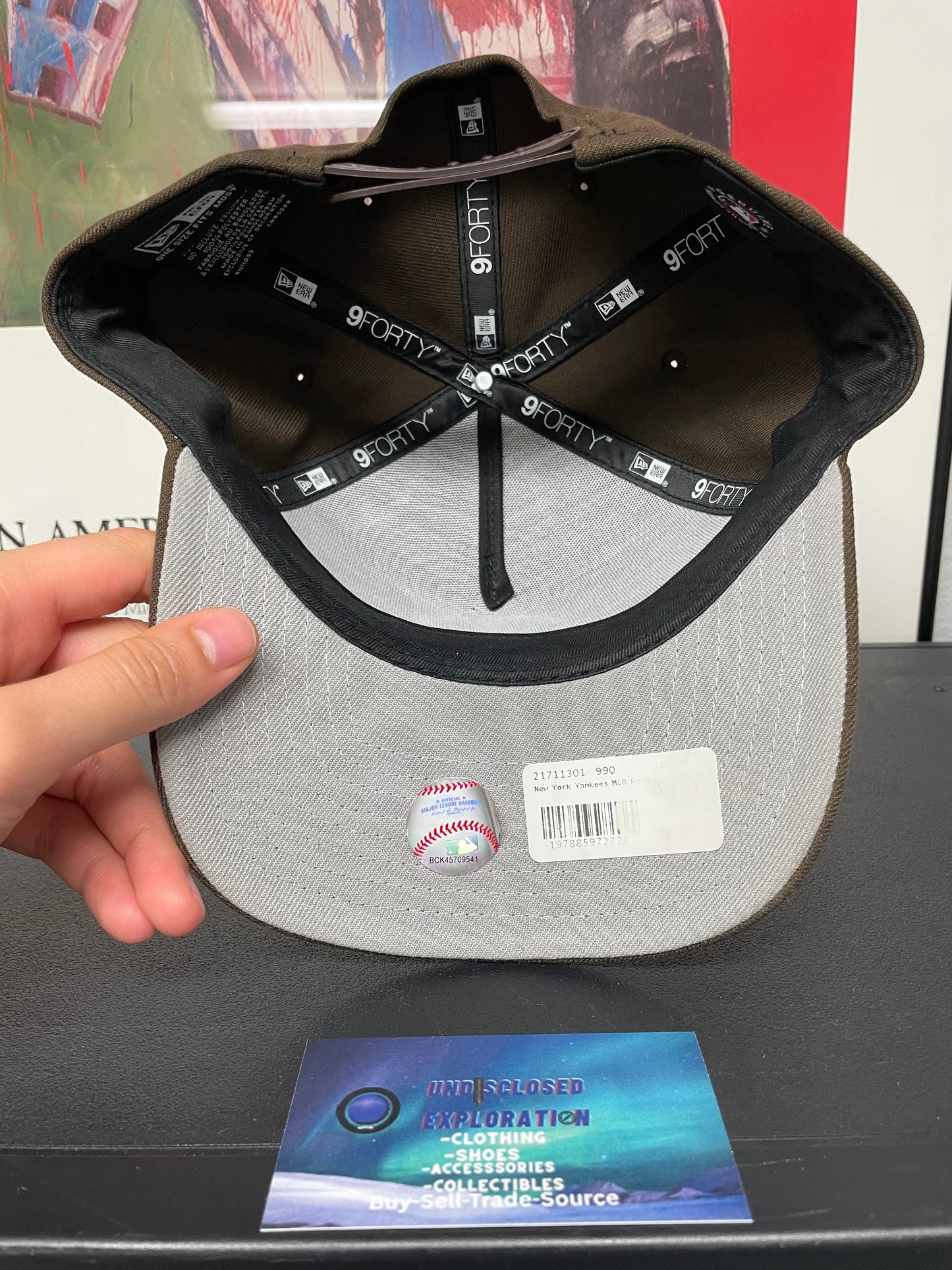 New York Yankees brown hat