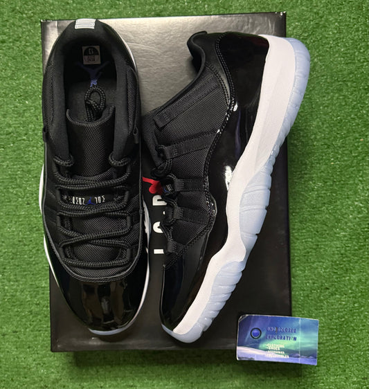 Jordan 11 Low Space Jam