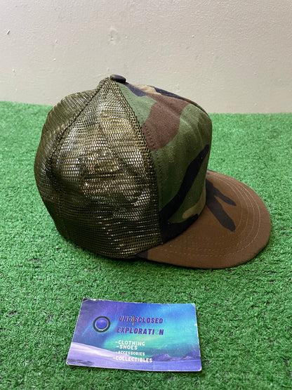 Vintage 1980s camo hat