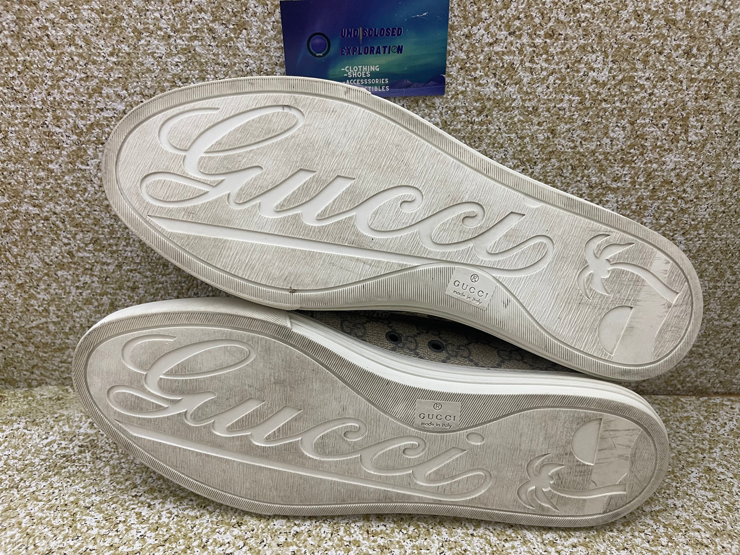 Gucci GG Supreme Canvas Low Beige Grey 11.5 Men/13 Women “Preowned”