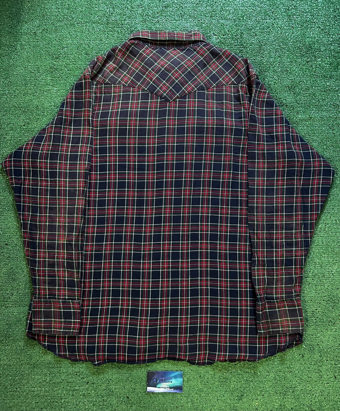 Vintage wrangler pearl snap black and red flannel