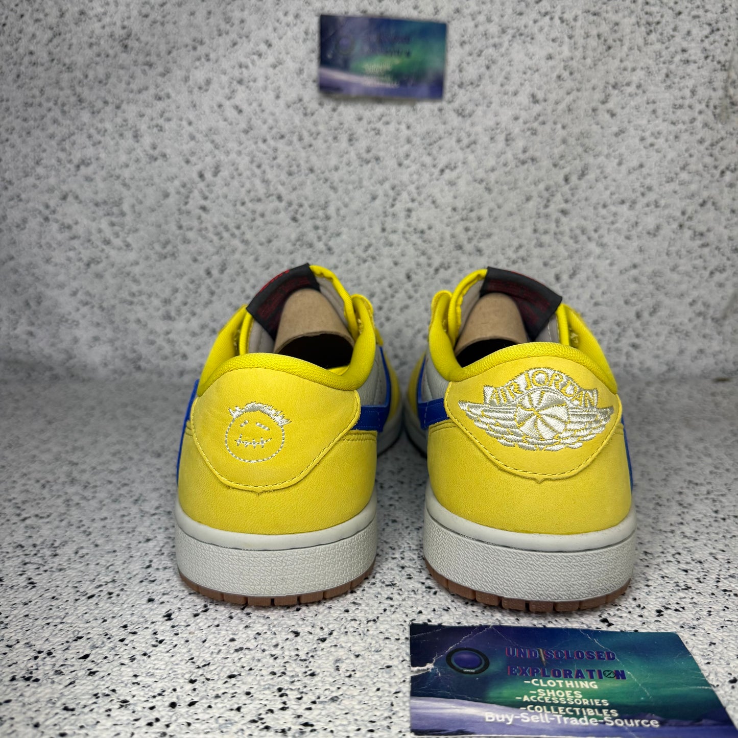 Jordan 1 Low Travis Scott Canary 8 Men “Preowned”