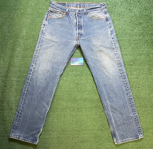 Vintage 1990s Levi 501XX light wash made in USA  jeans