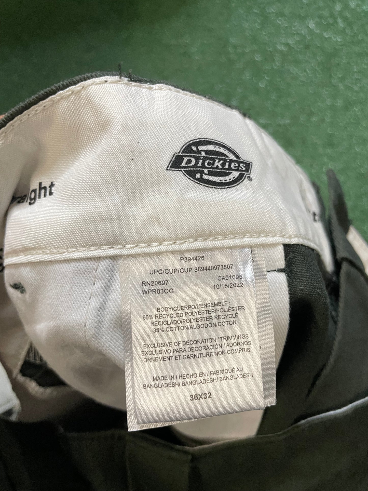 Dickies olive pants