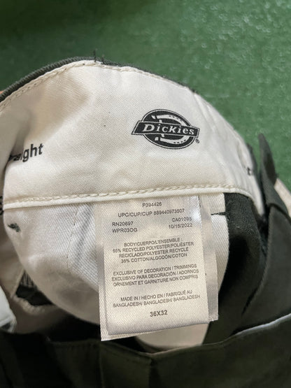Dickies olive pants