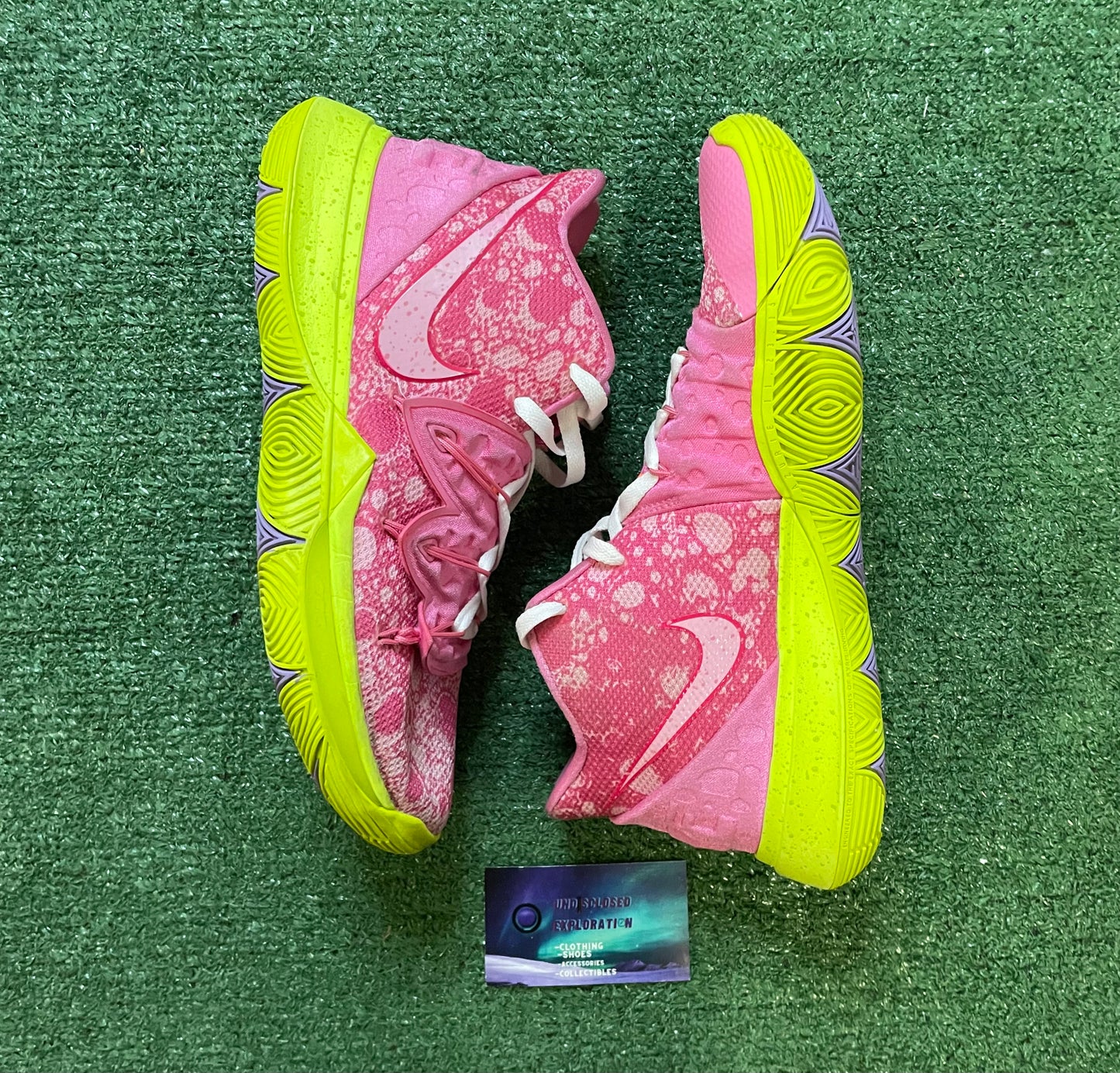 Nike Kyrie 5 SpongeBob SquarePants size 9.5men/11women