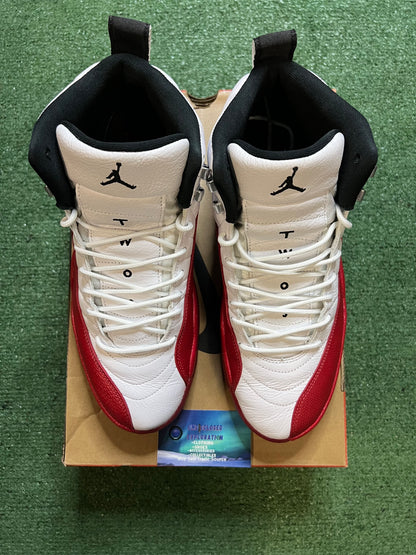 Jordan 12 cherry 2023 size 12men/13.5women
