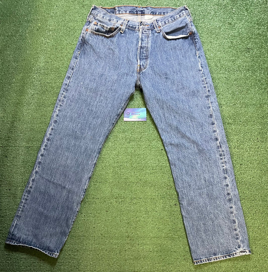 Vintage Levi 501 blue jeans