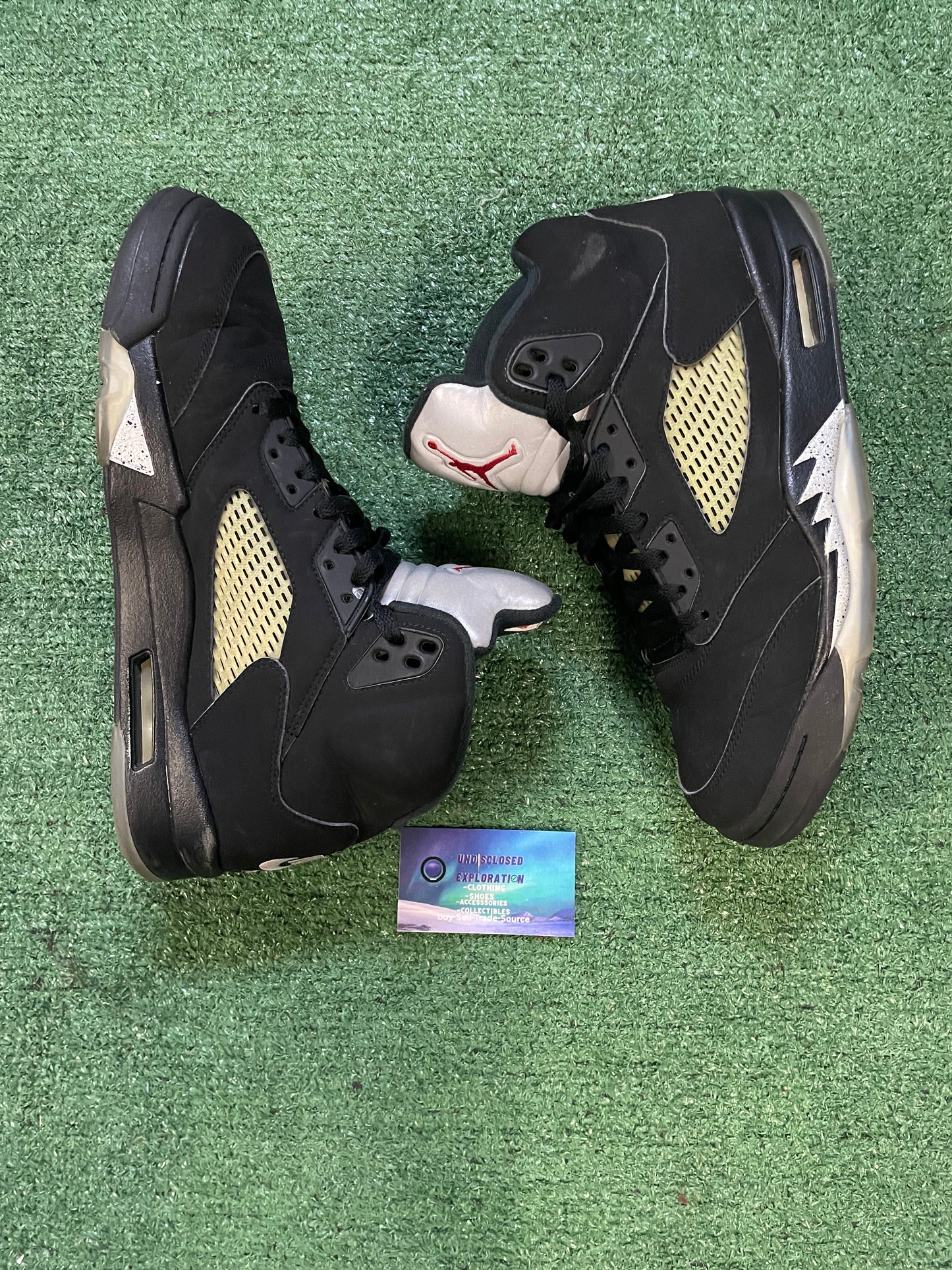 Air Jordan 5 Black Metallic 2016 size 11men/12.5women