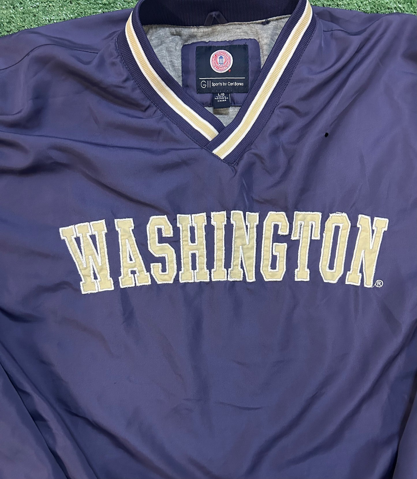 Vintage 2000s university of Washington pullover crewneck