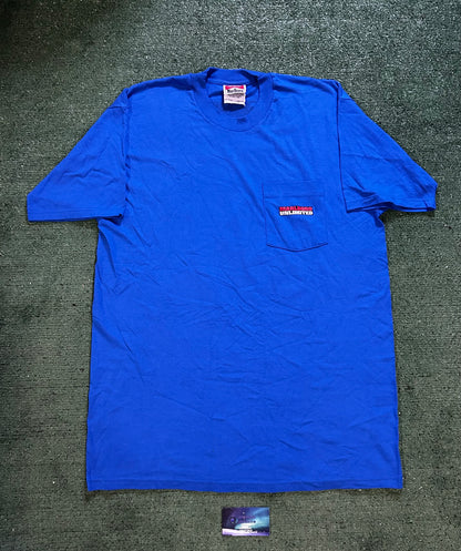 Vintage 1990s Marlboro howling wolf tee