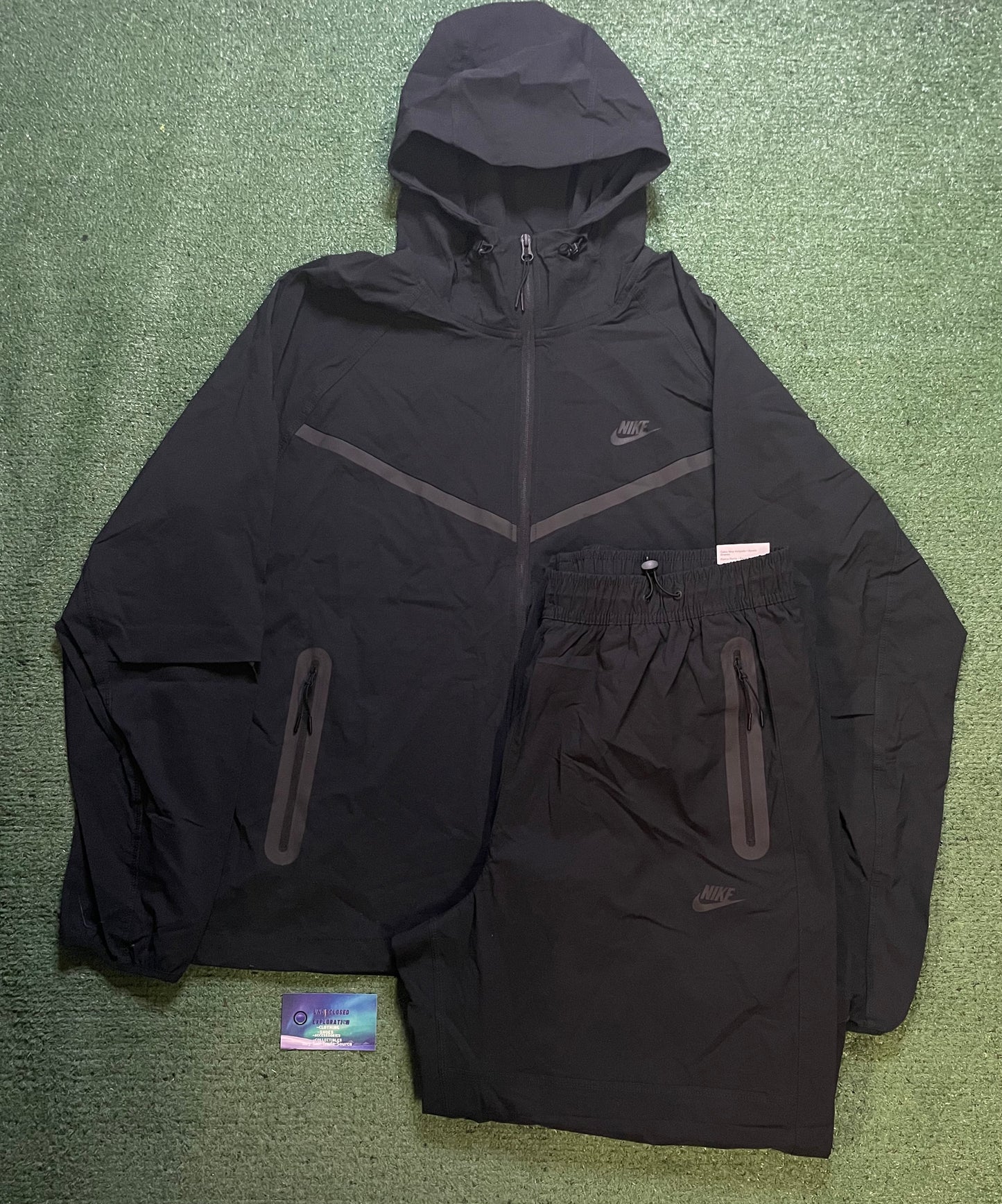 Nike woven black tech fleece sweatsuit