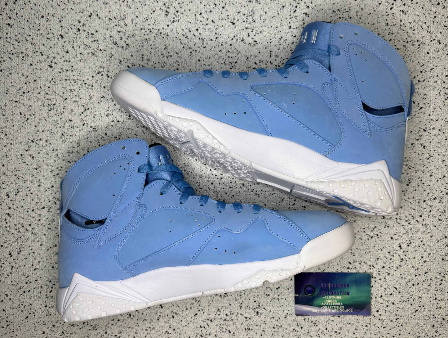 Jordan 7 Pantone
