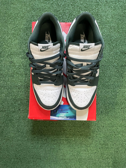 Nike dunk low vintage green size 10men/11.5women