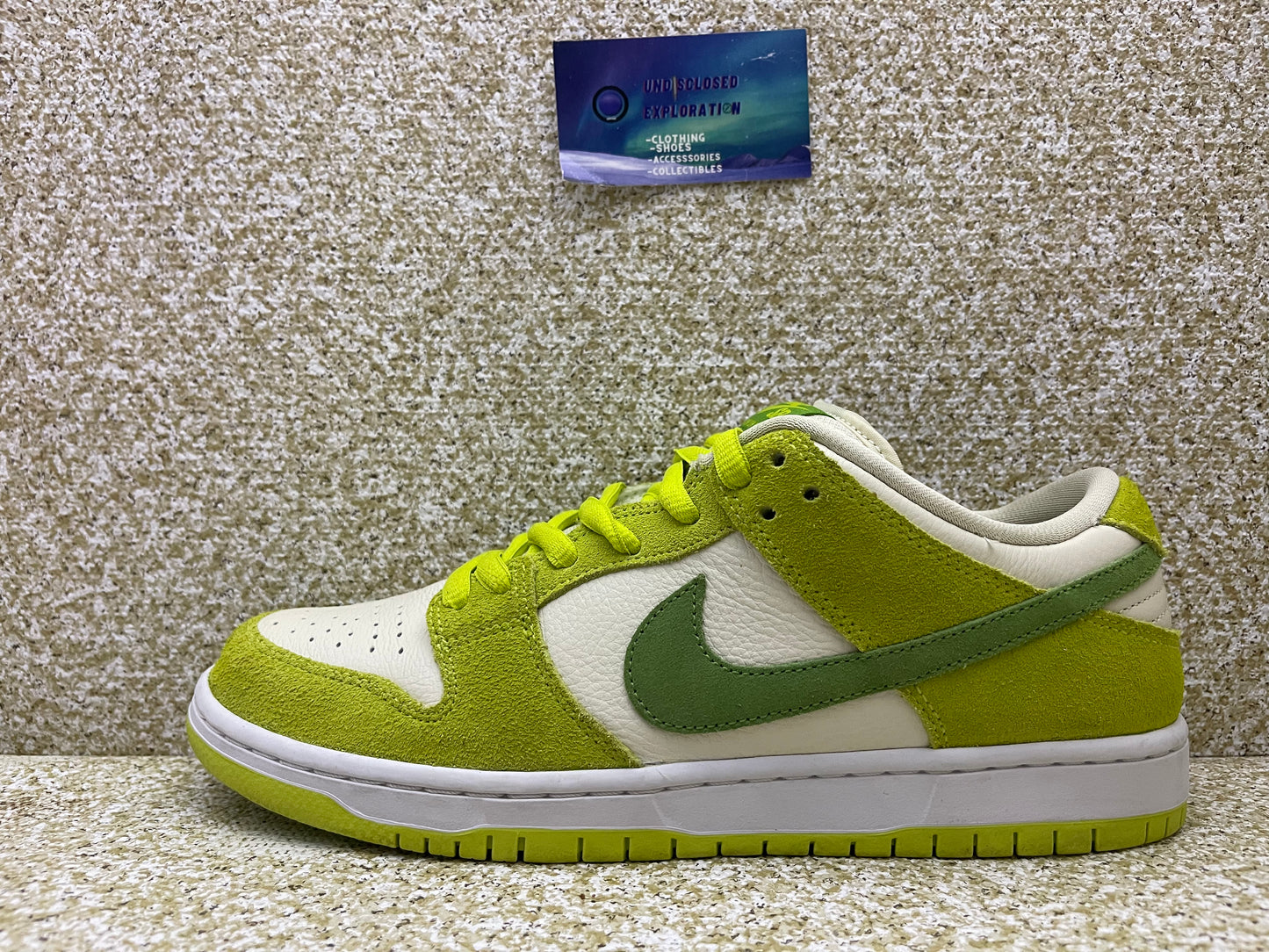 Nike Dunk Sb Low Green Apple 9.5 Men/11 Women “Preowned”