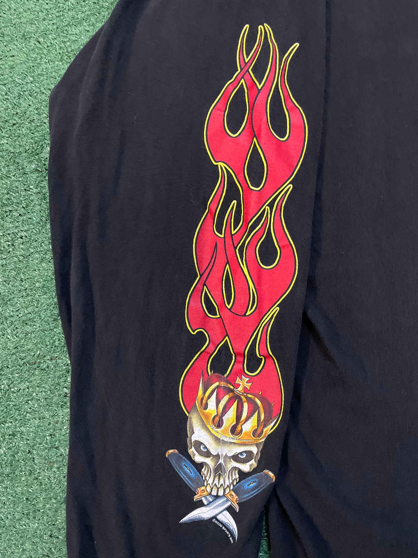 Vintage 2000s Flames and skulls Laughlin spring run longsleeve