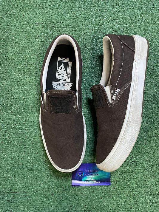 Vans Dakota Roche Slip-On size 10men/11.5women
