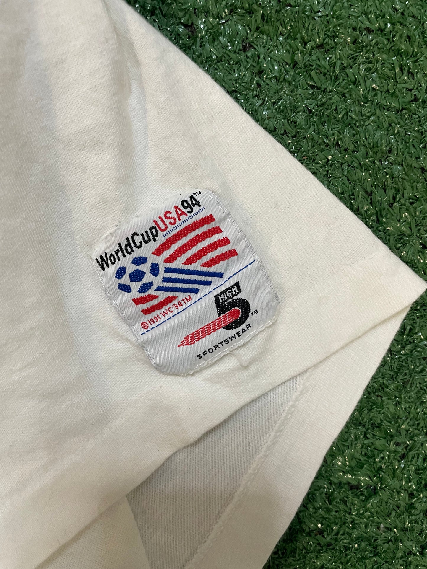 Vintage 1994 World Cup soccer tee