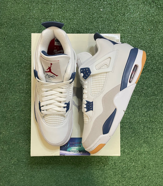 Air Jordan 4 sb navy