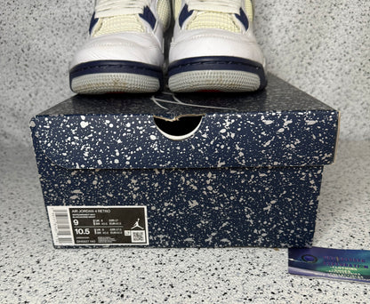 Jordan 4 Midnight Navy 9 Men/10.5 Women “Preowned”