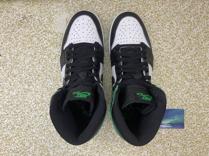 Jordan 1 Lucky Green 10 Men/11.5 Women “Preowned”