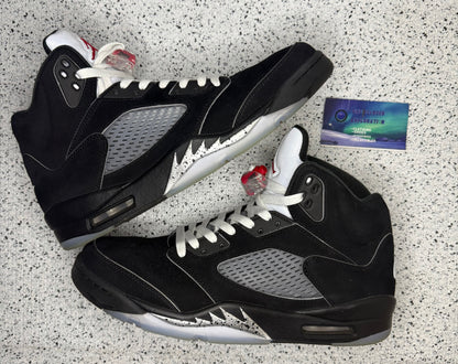Jordan 5 Black Metallic Reimagined 11 Men/12.5 Women “Preowned”