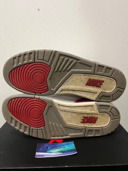 Jordan 3 fire red 2022 size 11.5men/13women