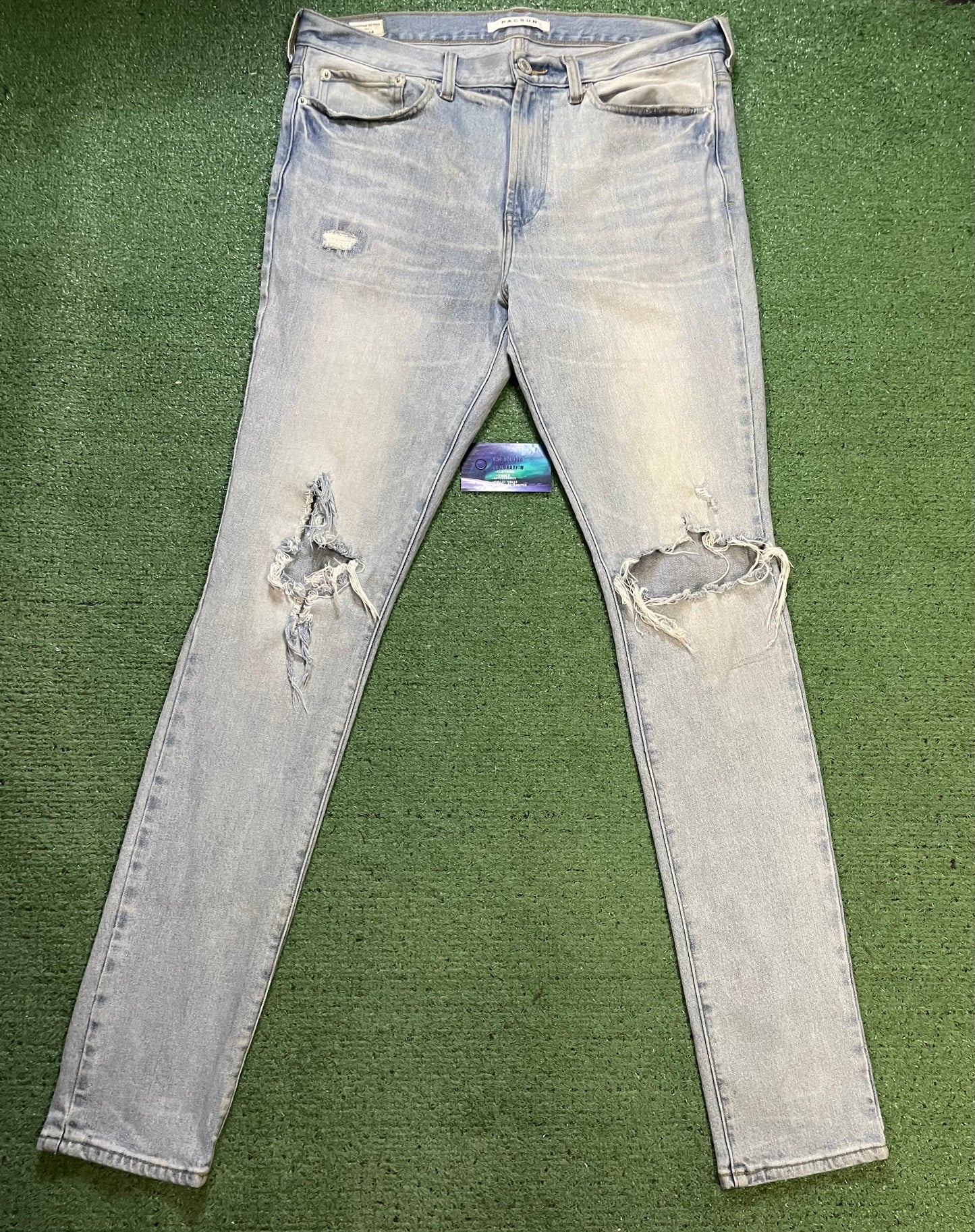 Pacsun light wash skinny jeans