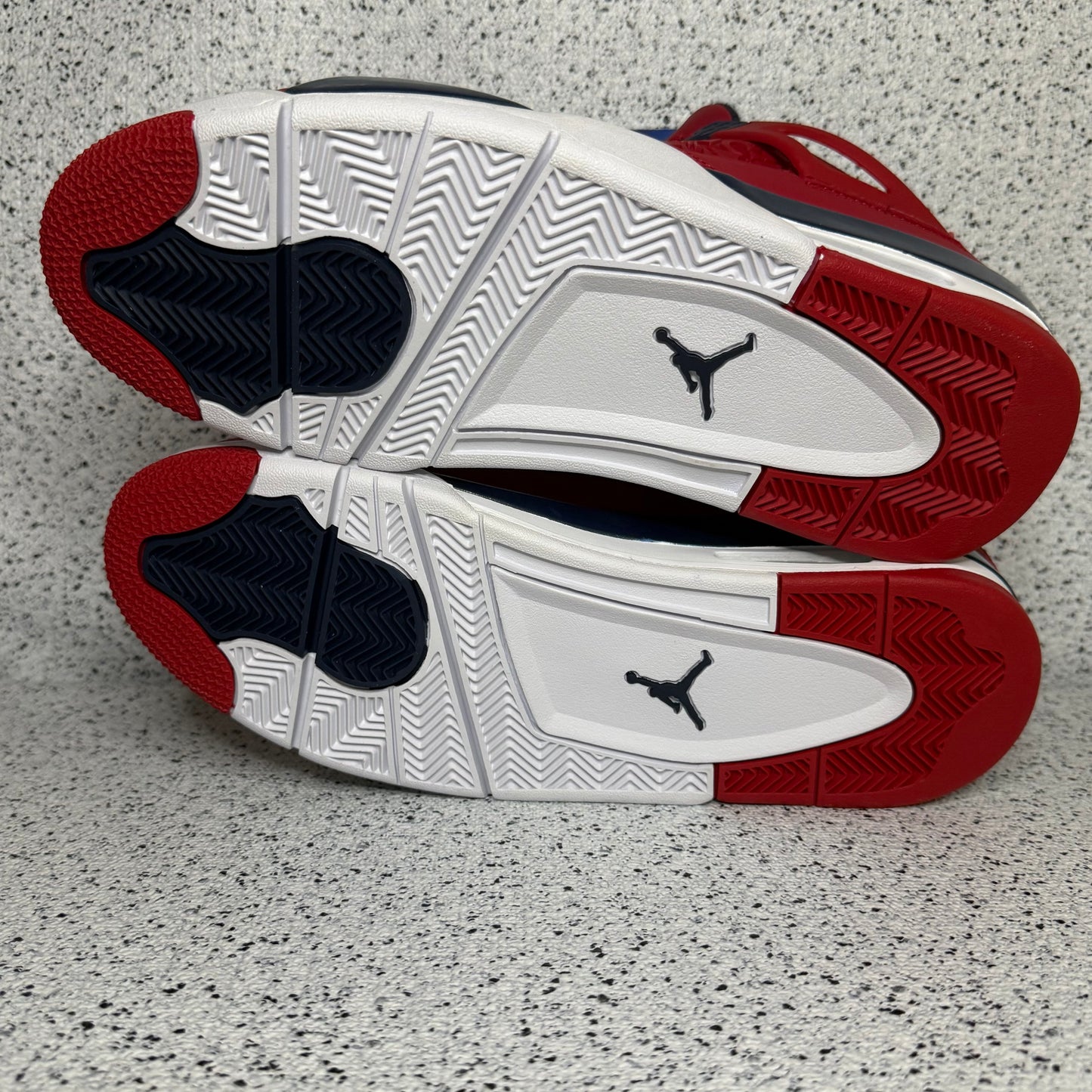 Jordan 4 Fiba