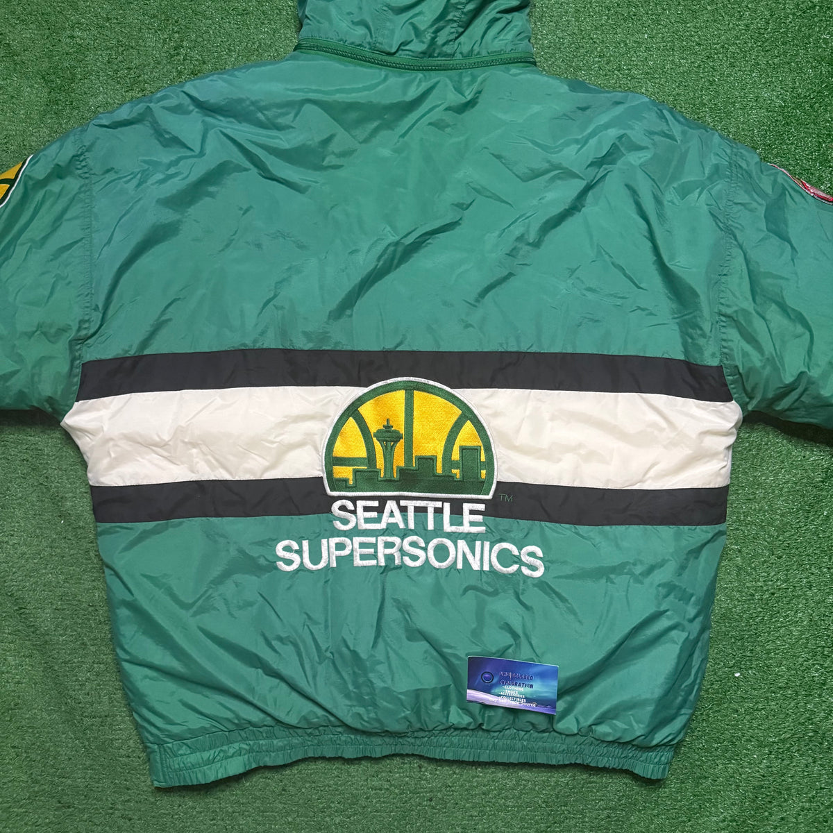 Vintage 1990s Seattle SuperSonics Apex Jacket
