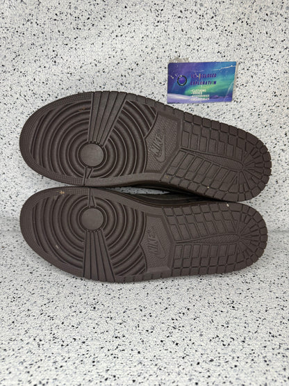 Jordan 1 Low Travis Scott Velvet 10 Men/11.5 Women “Preowned”