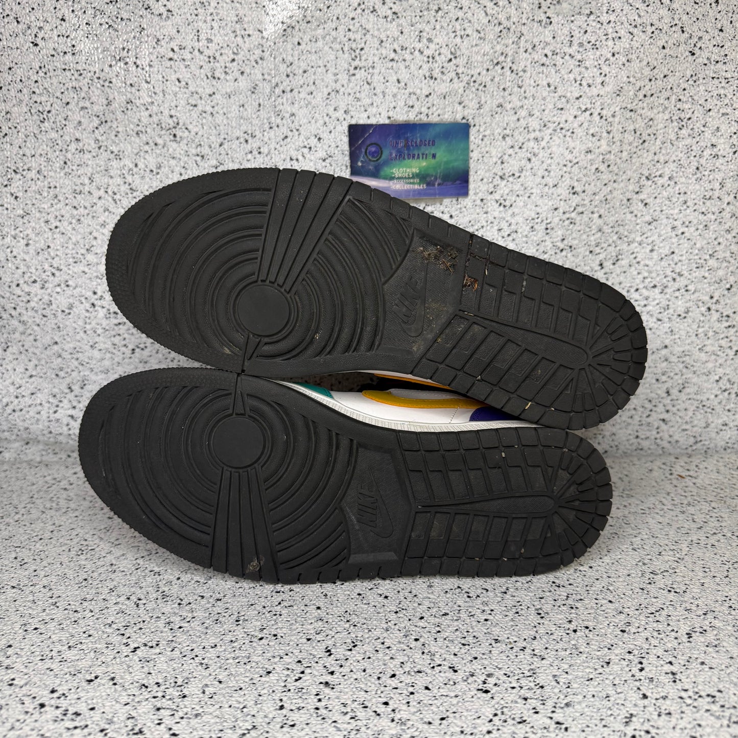 Jordan 1 Mid Multi Color 9.5 Men “Preowned”