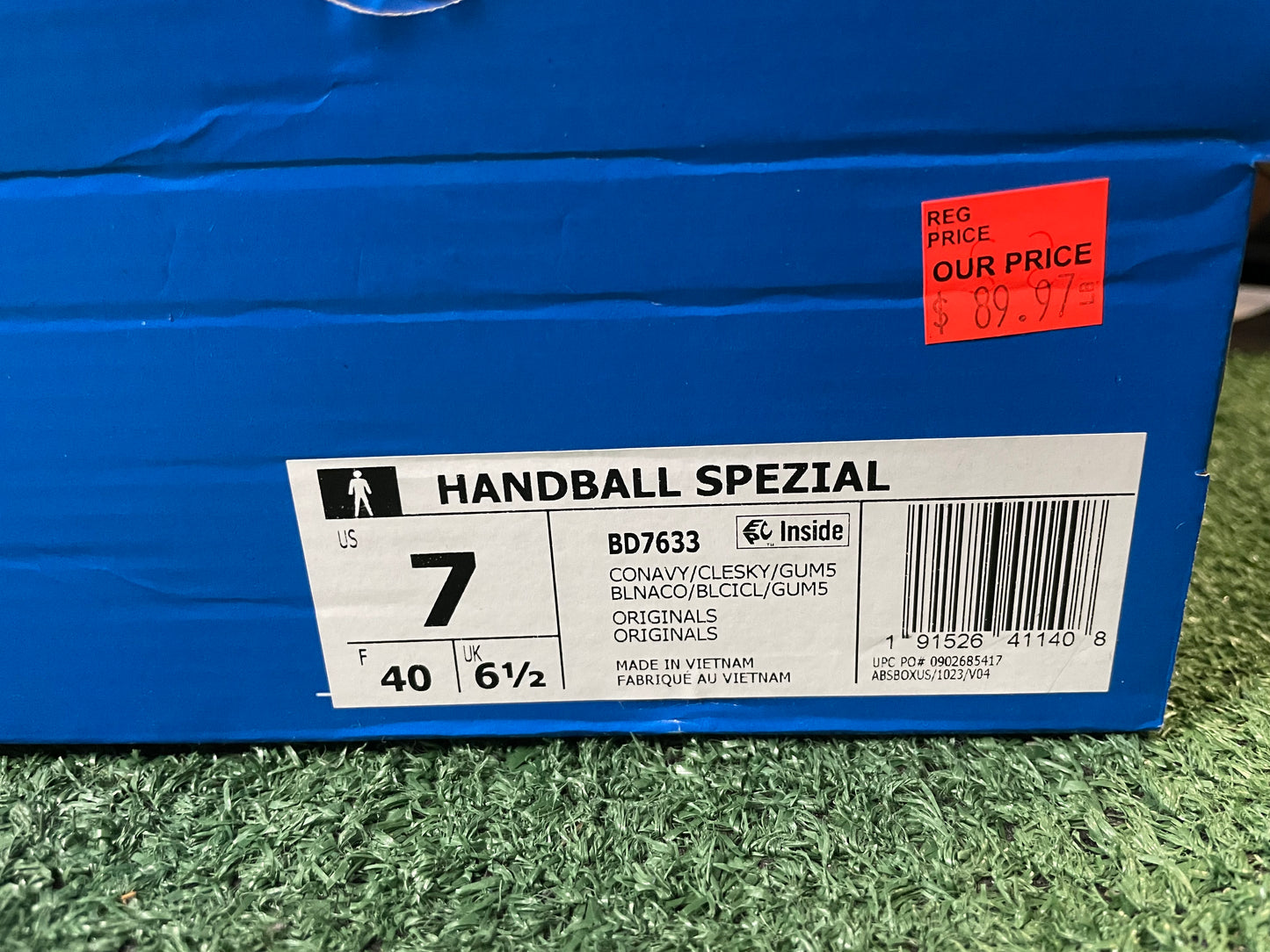 Adidas Spezial collegiate navy