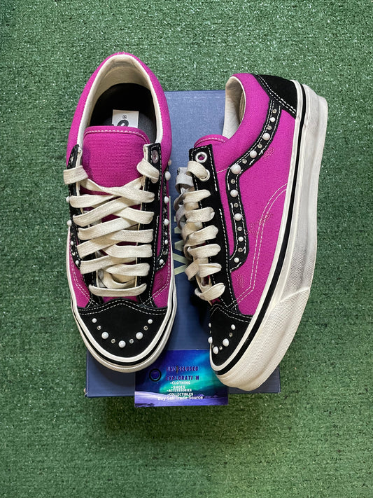 Vans Pearlized pack fuchsia red size 8men/9.5women