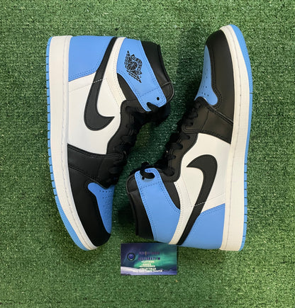 Air Jordan 1 high UNC toe