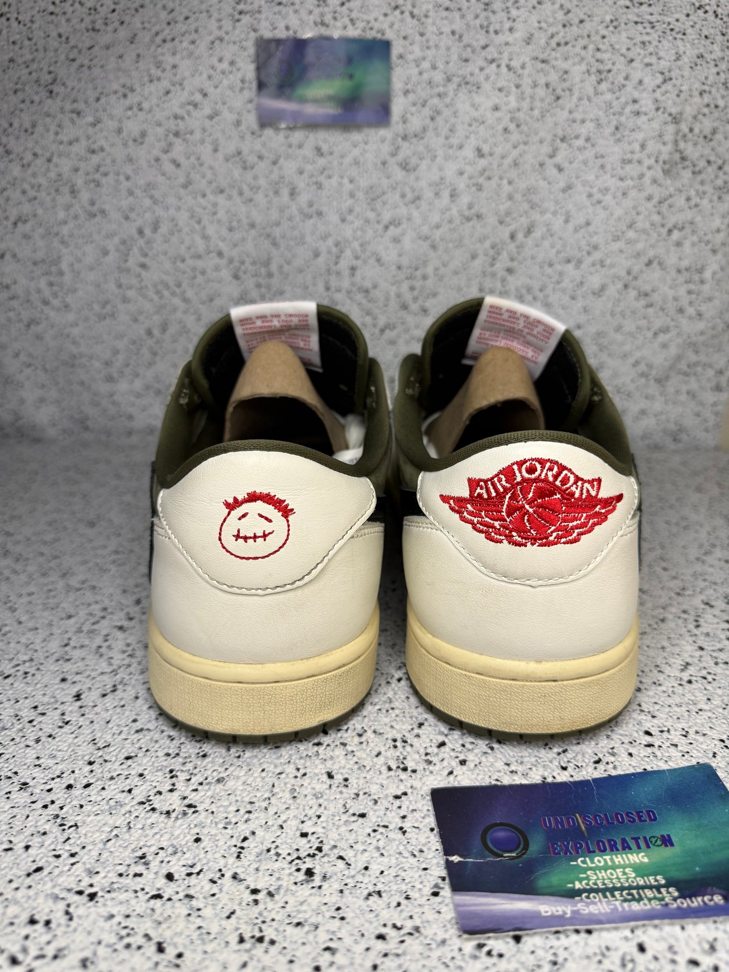 Jordan 1 Low Travis Scott Medium Olive 11.5 Men/13 Women “Preowned”
