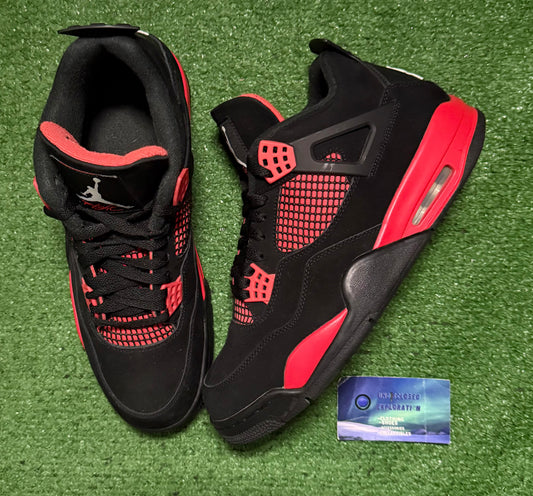 Jordan 4 Red Thunder 11.5 Men/13 Women “Preowned”