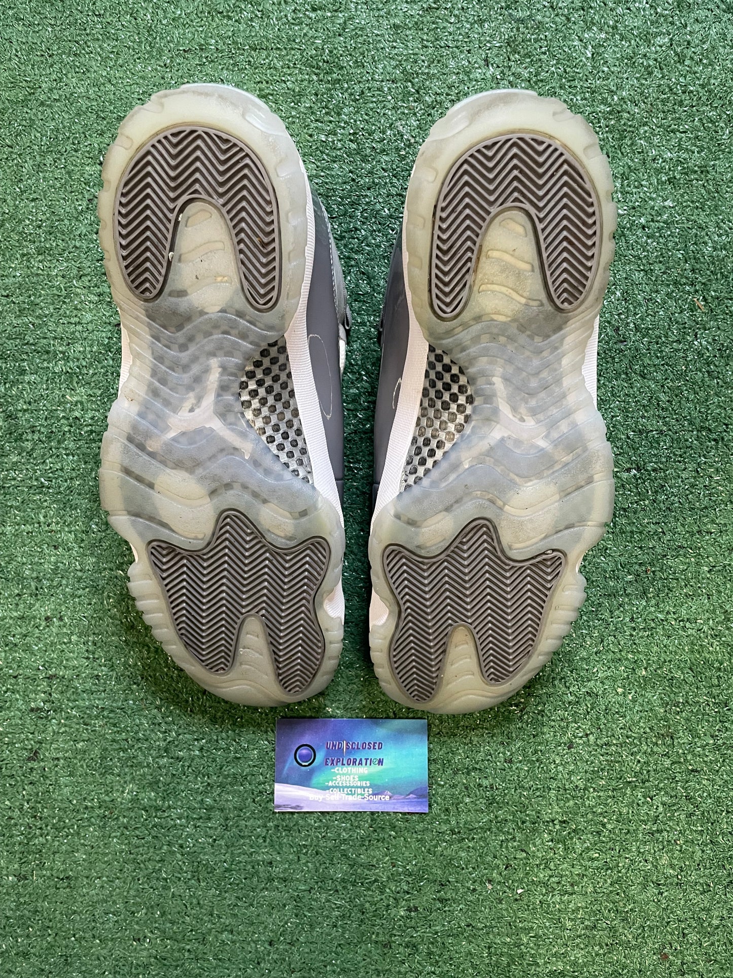 Jordan 11 cool grey 2021 size 11.5men/13women