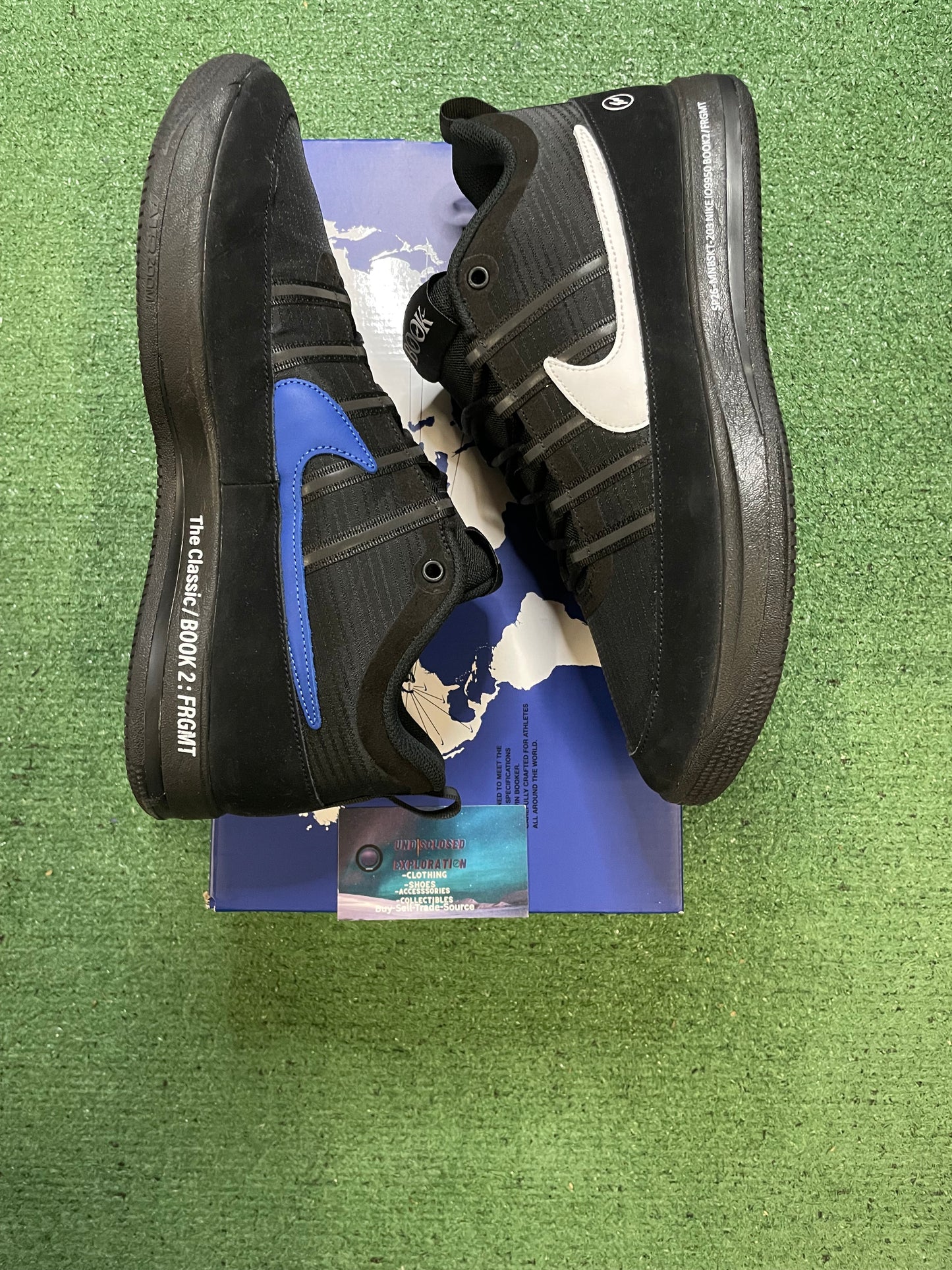 Nike book 2 fragment size 12men/13.5women